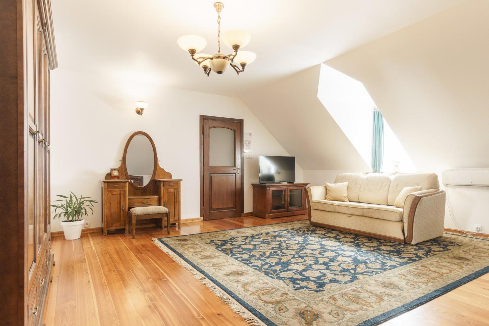 Apartamenty W Dworku Cheval Krasków Εξωτερικό φωτογραφία