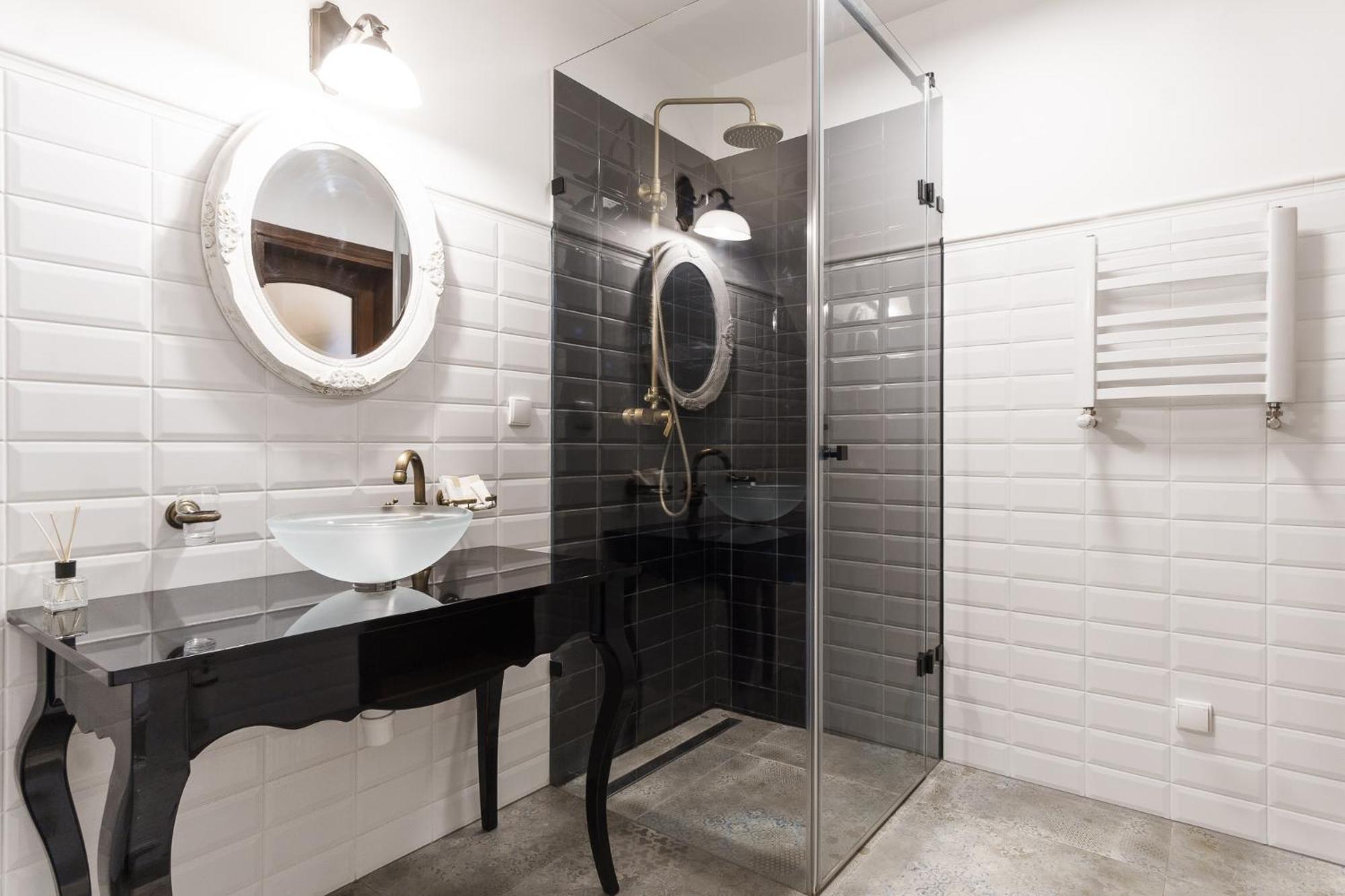 Apartamenty W Dworku Cheval Krasków Εξωτερικό φωτογραφία