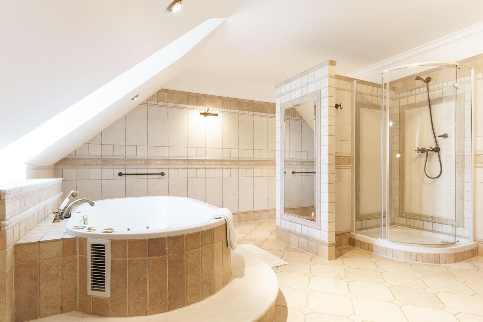 Apartamenty W Dworku Cheval Krasków Εξωτερικό φωτογραφία