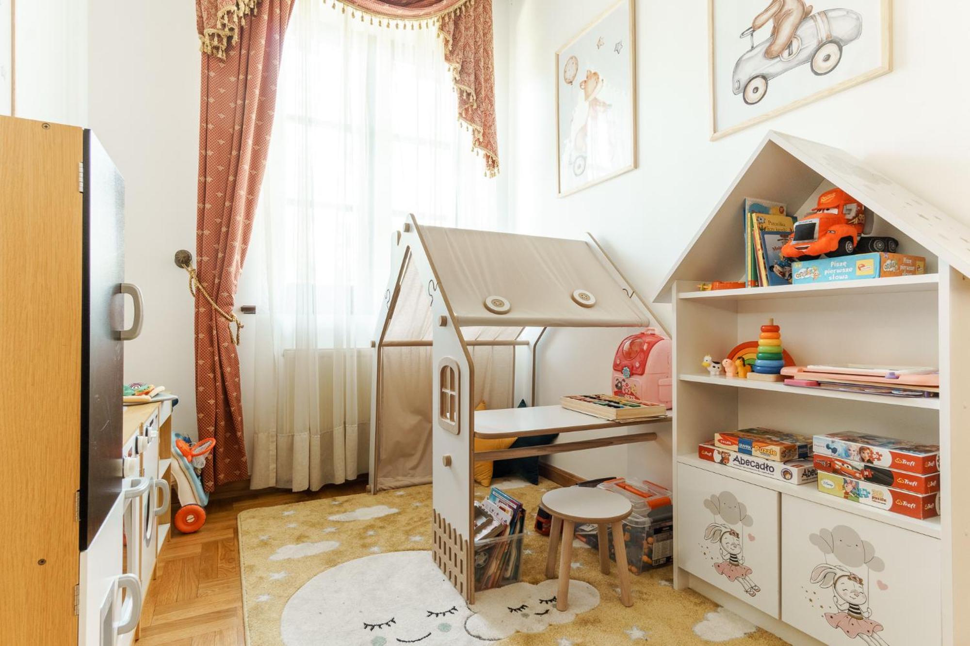 Apartamenty W Dworku Cheval Krasków Εξωτερικό φωτογραφία